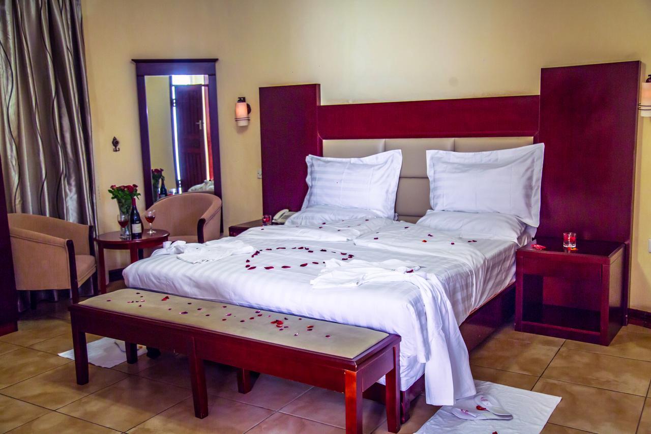 Chamba Valley Exotic Hotel Lusaka Luaran gambar